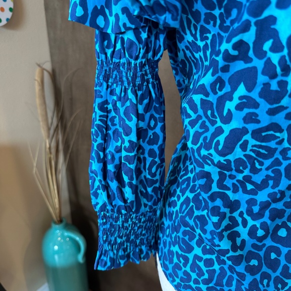 🛍NWT!! Lilly Pulitzer Beatrix Top- Oyster Bay Navy “My Favorite Spot” NWT!!!🛍 - Picture 7 of 14